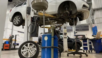 ЦБ и страховщики обсудили отмену натурального возмещения в ОСАГО