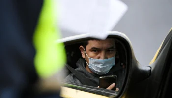 Татарстан запретит мигрантам работать в такси и страховании с 2025 года