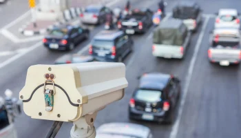 Неизбежный контроль: в России назвали срок запуска штрафов с камер за отсутствие ОСАГО