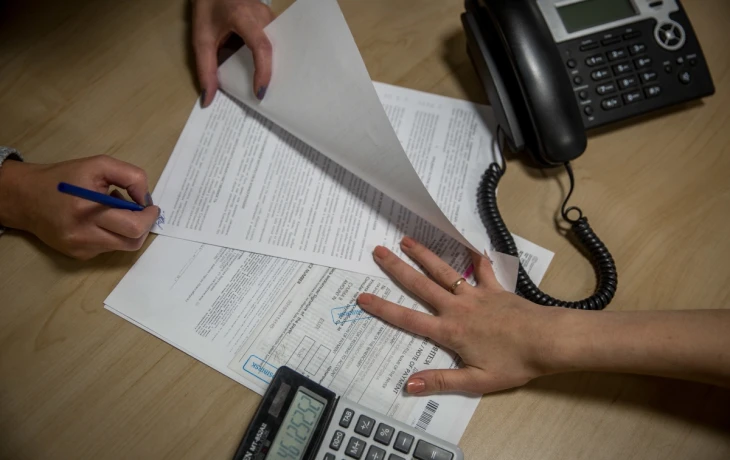 ​В России многократно выросли штрафы за навязывание страховок и допуслуг