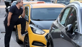 Риск в каждой поездке: 800 тысяч такси в России работают без обязательной страховки