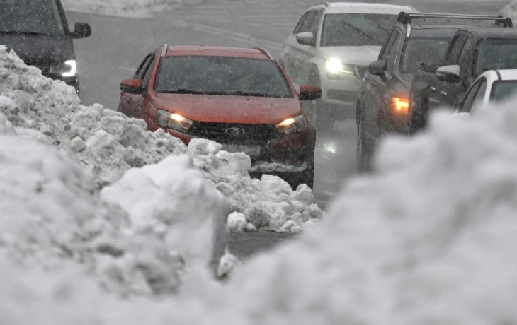 Рекордные снегопады привели к росту страховых обращений в начале 2026 года