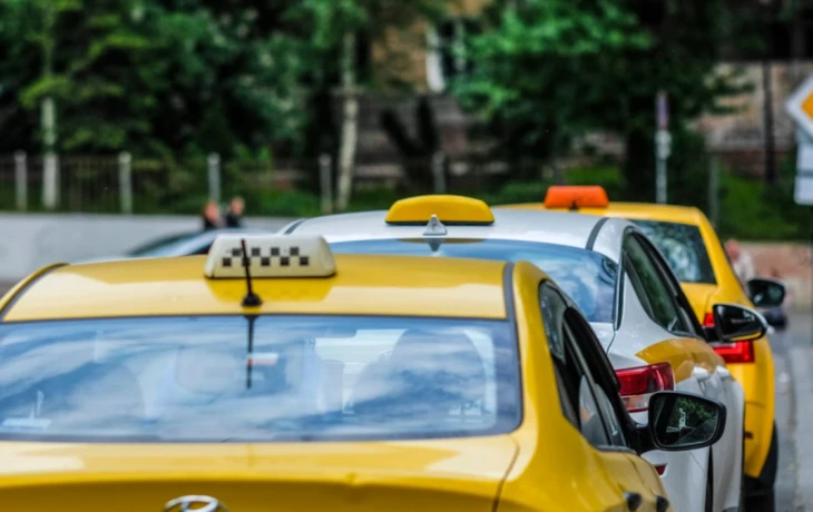 Почти 100%: рынок краткосрочного ОСАГО полностью перешел к таксистам