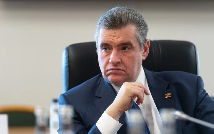 Депутаты предложили депортировать мигрантов без медстраховки