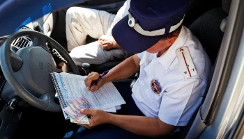 Должников по ДТП могут оставить без прав: новый законопроект в Госдуме