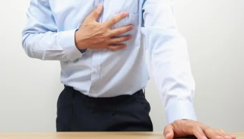 Ингосстрах: большинство россиян откладывает визит к врачу при болях в сердце