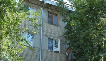 Россияне стали чаще страховать жилье от атак беспилотников: какие выплаты получают и сколько это стоит