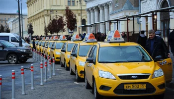 Ингосстрах зафиксировал резкий рост спроса на полисы ОСГОП для такси