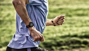 Страховые полисы теперь продают на часы