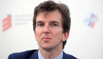 Страхование торговых кредитов: ЭКСАР разделяет риски неплатежей, правительство утвердило новые правила