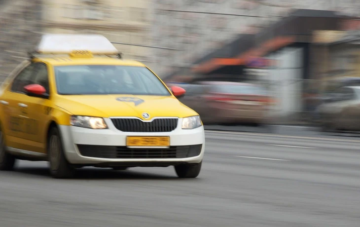 ​Госдума окончательно снизила штрафы для такси за отсутствие полиса ОСГОП