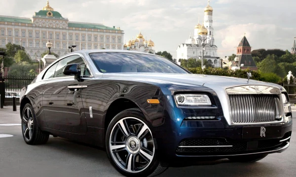 ДТП с люксовыми авто выросли на 5%: регионы догоняют Москву по аварийности