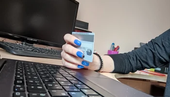 ВТБ: спрос на страховки от мошенников в России вырос вдвое