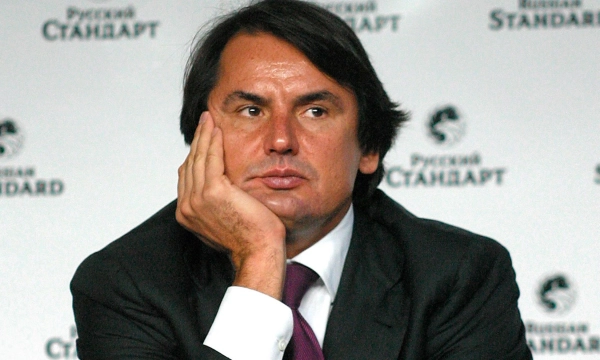 Рустам Тарико: редомициляция активов на фоне долга в $757 млн. Что дальше?