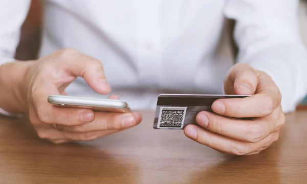 Перевод денег незнакомцу: риски от потери средств до тюрьмы